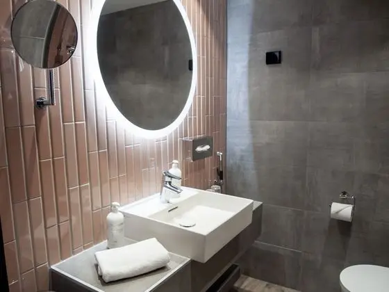 Standard Oda, 1 Büyük (Queen) Boy Yatak