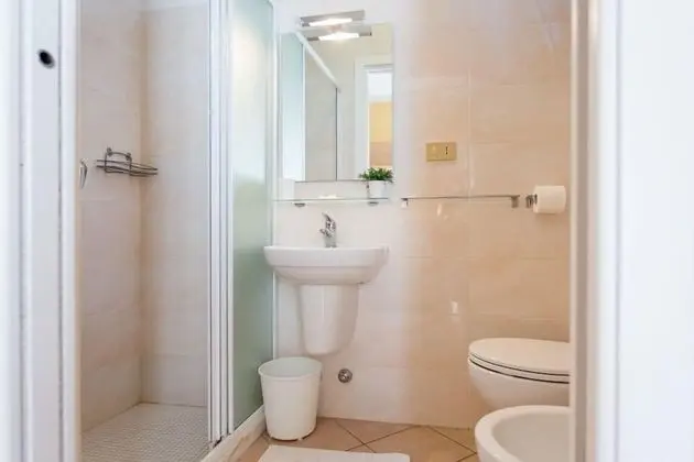 Standard Dört Kişilik Oda, Balkon