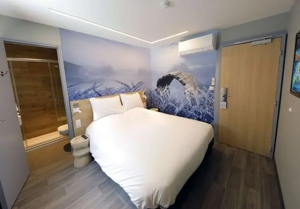 Standard Oda, 1 Büyük (Queen) Boy Yatak, Sigara İçilmez