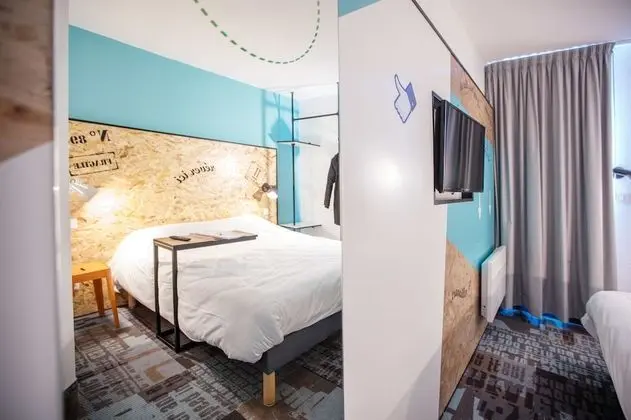 Bir adet Çift Kişilik Yataklı