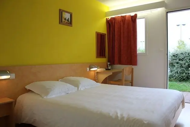 Standard Büyük Yataklı Tek Kişilik Oda