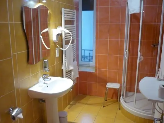 Comfort Üç Kişilik Oda, 1 Yatak Odası