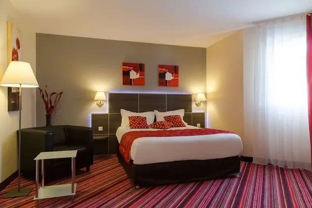 Tek Büyük Yataklı Oda, Sıcak Su Küveti