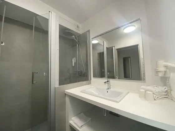 Comfort Tek Büyük Yataklı Oda, Liman Manzaralı