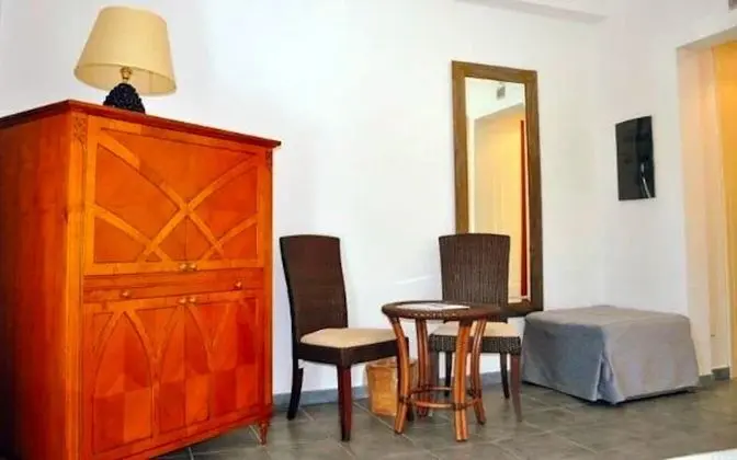 Deluxe Üç Kişilik Oda