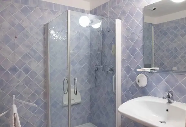 Superior Büyük Yataklı Tek Kişilik Oda
