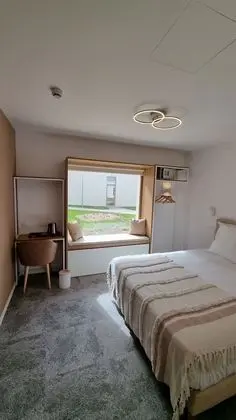 Premium Tek Büyük Yataklı Oda