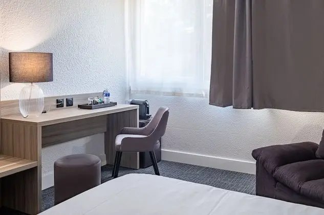 Comfort Tek Büyük Yataklı Oda