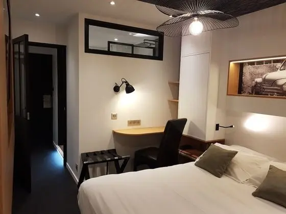 Comfort Tek Büyük Yataklı Oda (Hotel)