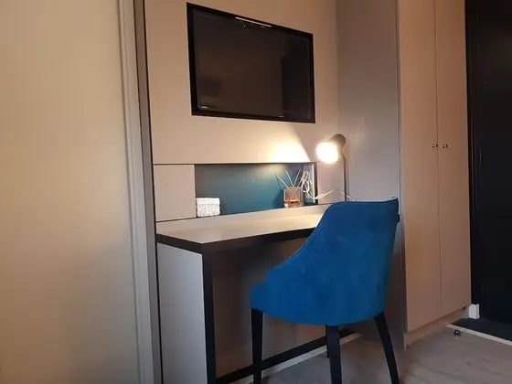 Comfort Tek Büyük Yataklı Oda (Hotel)