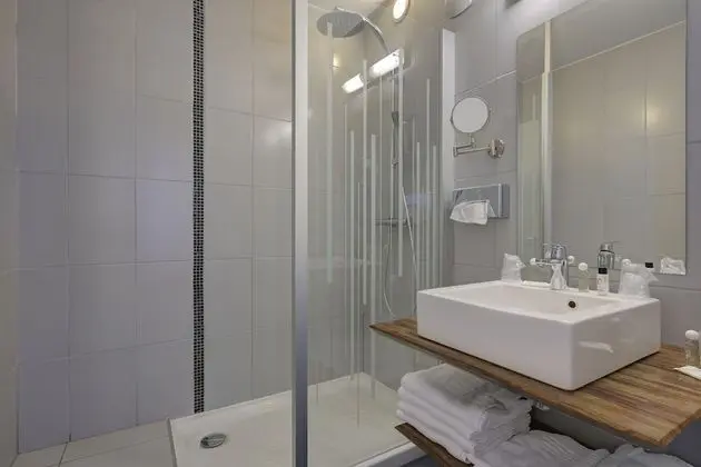 Deluxe Tek Büyük Yataklı Oda, Deniz Manzaralı