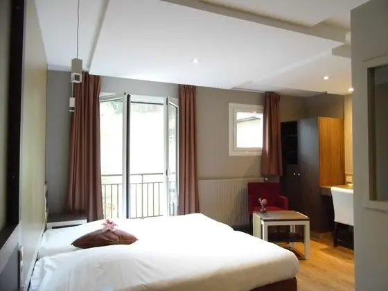 Superior Tek Büyük veya İki Ayrı Yataklı Oda