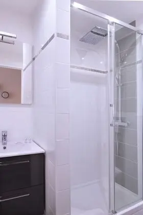 Classic Tek Büyük Yataklı Oda