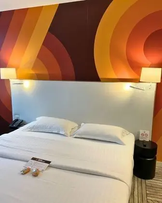 Premium Tek Büyük Yataklı Oda