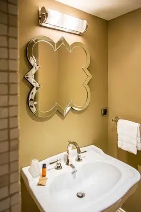 Comfort Oda, 1 En Büyük (King) Boy Yatak, Sigara İçilmez