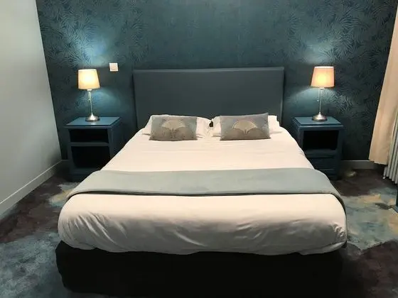 Comfort Tek Büyük Yataklı Oda