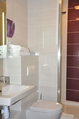 Classic Tek Büyük Yataklı Oda