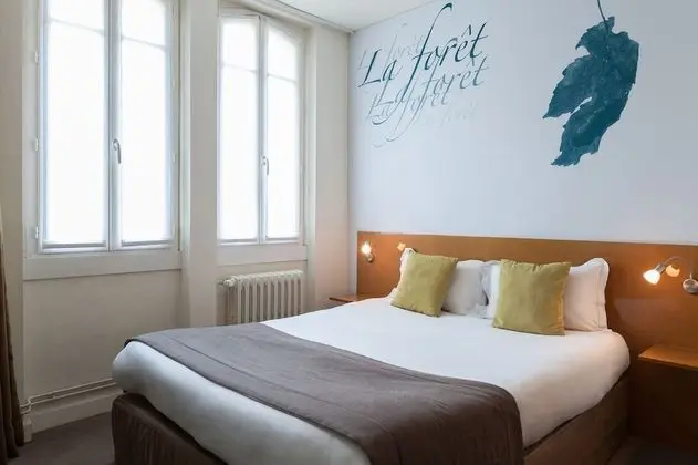 Comfort Tek Büyük Yataklı Oda