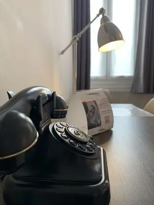 Classic Tek Büyük Yataklı Oda