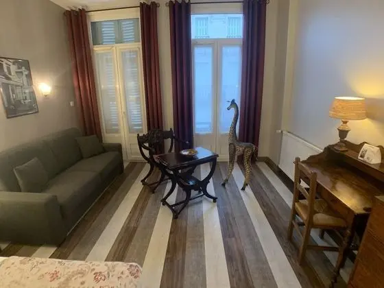 Comfort Tek Büyük Yataklı Oda