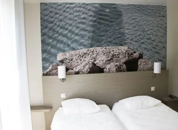 Tek Büyük veya İki Ayrı Yataklı Oda (Elégance 1 ou 2 personnes)