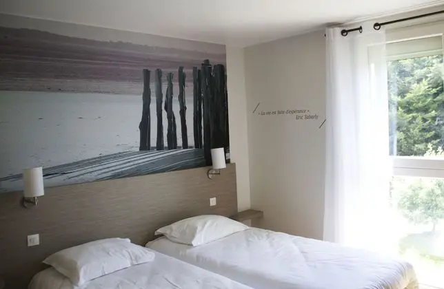 Tek Büyük veya İki Ayrı Yataklı Oda (Elégance 1 ou 2 personnes)