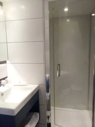 Tek Büyük Yataklı Oda (Motel)