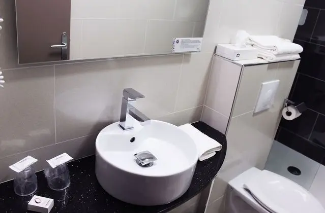 Comfort Tek Büyük Yataklı Oda, 1 Çift Kişilik Yatak