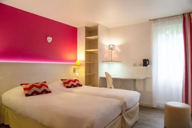 Standard Tek Büyük Yataklı Oda (For 1 or 2 persons)