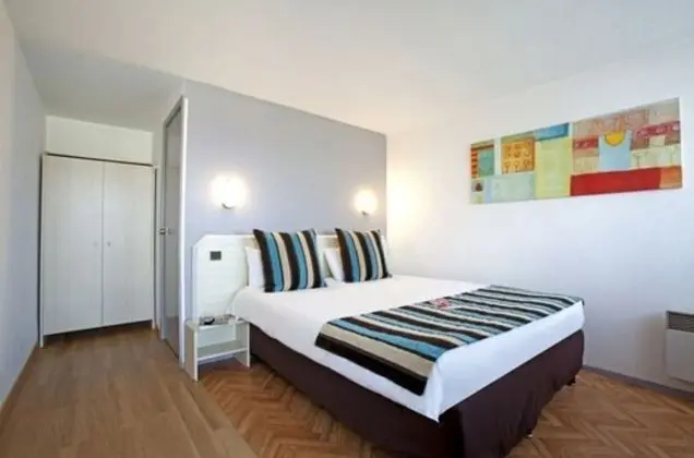 Comfort Oda, 1 Çift Kişilik Yatak, Sigara İçilmez, Küvet