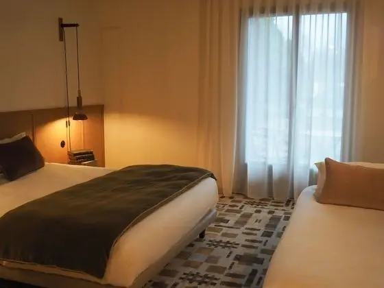 Üç Kişilik Oda