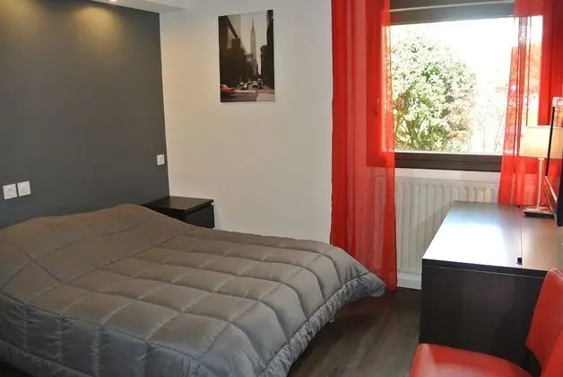 Tek Büyük Yataklı Oda