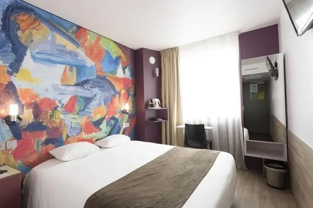 Comfort Tek Büyük Yataklı Oda