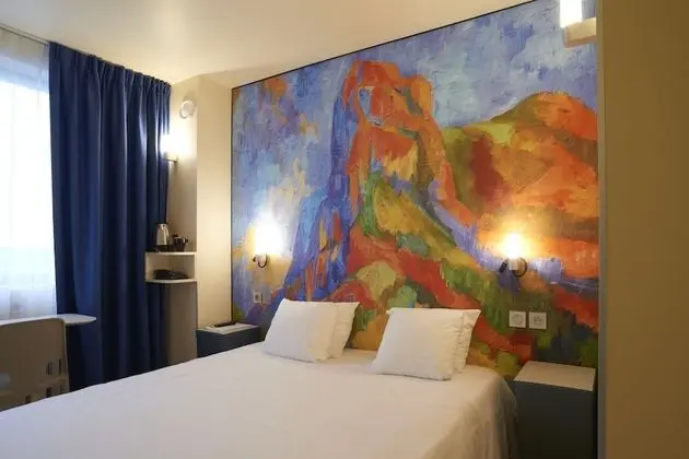 Comfort Tek Büyük Yataklı Oda