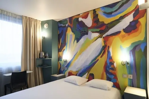 Comfort Tek Büyük Yataklı Oda