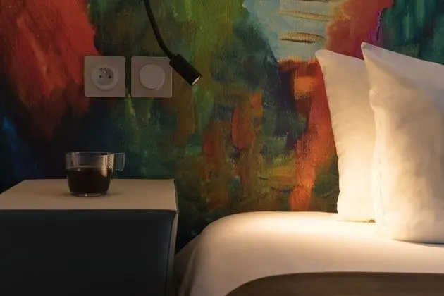 Comfort Tek Büyük Yataklı Oda