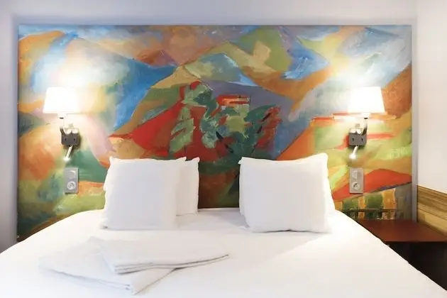Comfort Tek Büyük Yataklı Oda