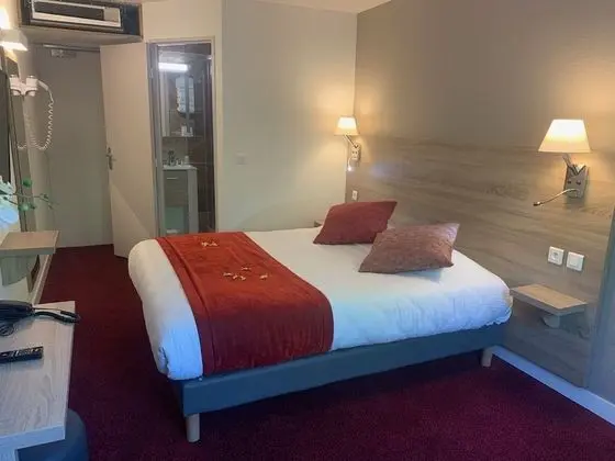 Comfort Tek Büyük Yataklı Oda