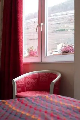 Comfort Tek Büyük veya İki Ayrı Yataklı Oda