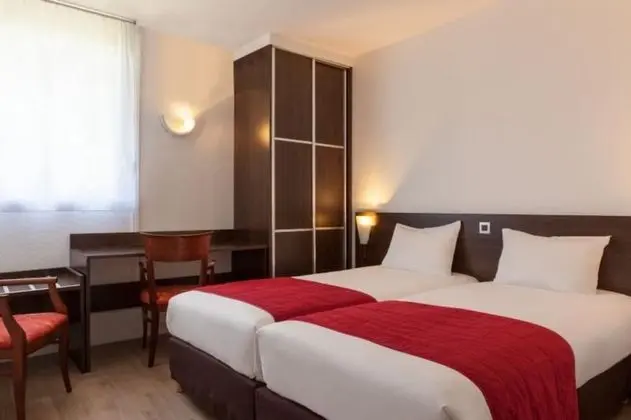 Standard Tek Büyük veya İki Ayrı Yataklı Oda