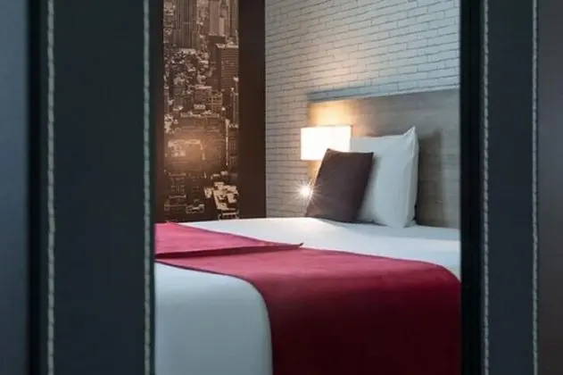 Comfort Tek Büyük veya İki Ayrı Yataklı Oda