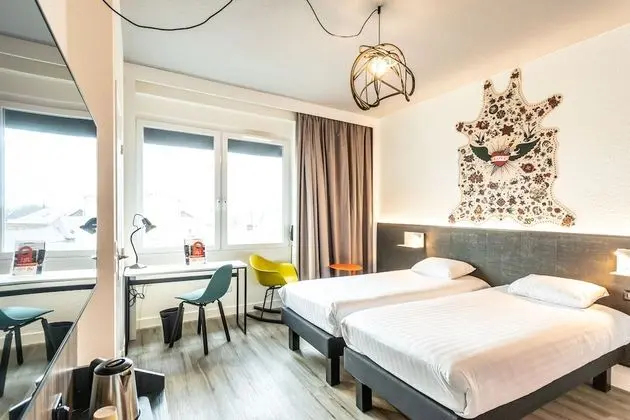 Comfort Tek Büyük Yataklı Oda