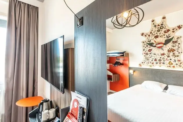 Comfort Tek Büyük Yataklı Oda