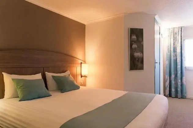 Comfort Tek Büyük veya İki Ayrı Yataklı Oda