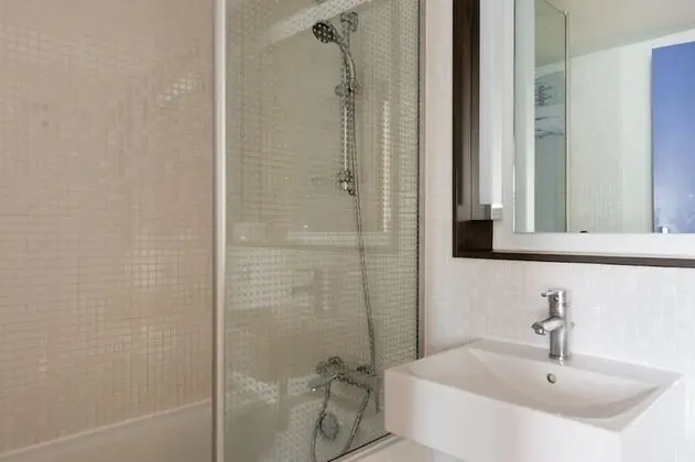 Comfort Tek Büyük veya İki Ayrı Yataklı Oda