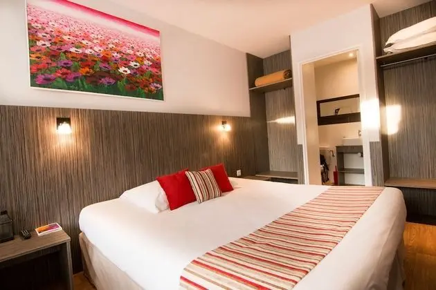 Comfort Tek Büyük Yataklı Oda