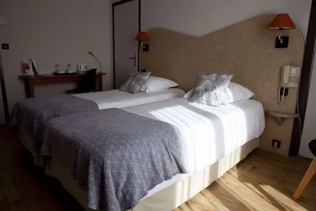 Classic Tek Büyük veya İki Ayrı Yataklı Oda