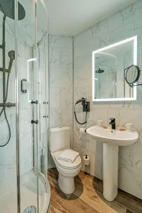 Standard Oda, 1 Çift Kişilik Yatak, Sigara İçilmez