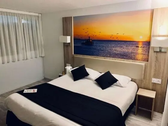 Standard Tek Büyük Yataklı Oda