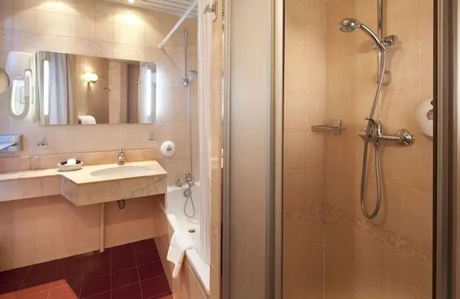 Superior Tek Büyük Yataklı Oda